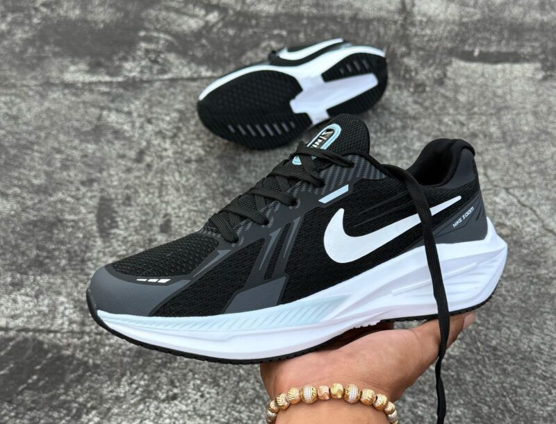 NIKE CABALLERO