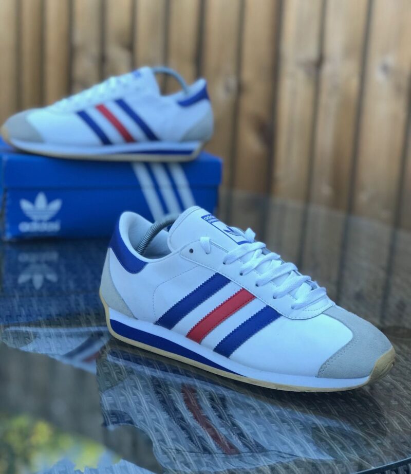 ADIDAS COUNTRY