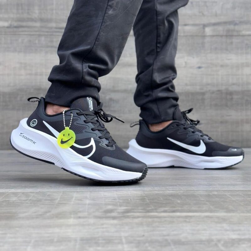 NIKE  CARITA CABALLERO