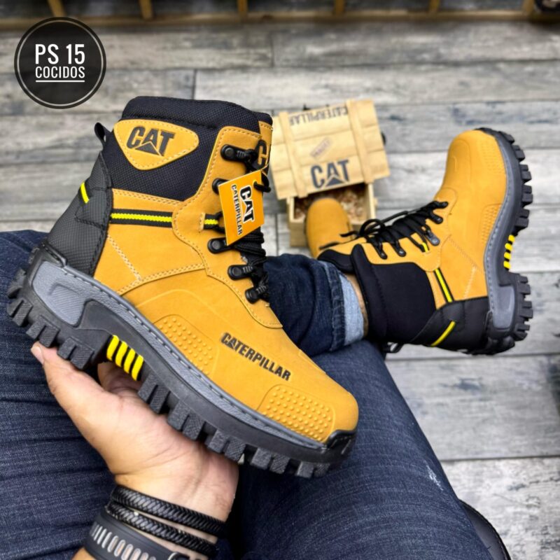 CATERPILLAR TRACKER