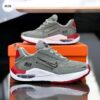 NIKE PARA HOMBRE - Gris